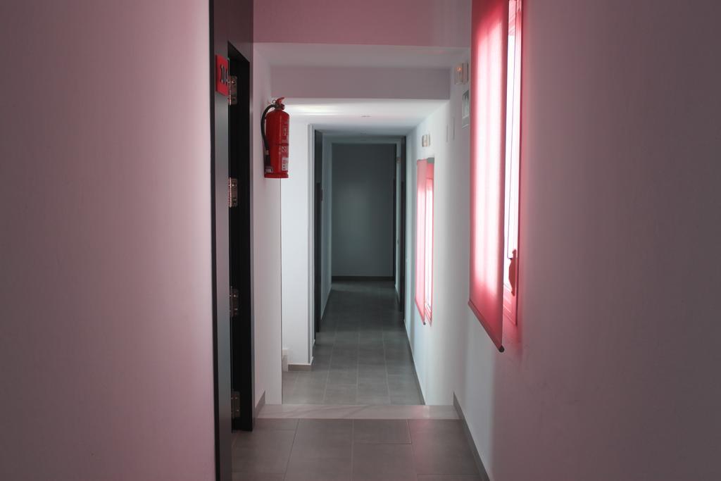 Hostal El Yunque Конил-де-ла-Фронтера Екстериор снимка