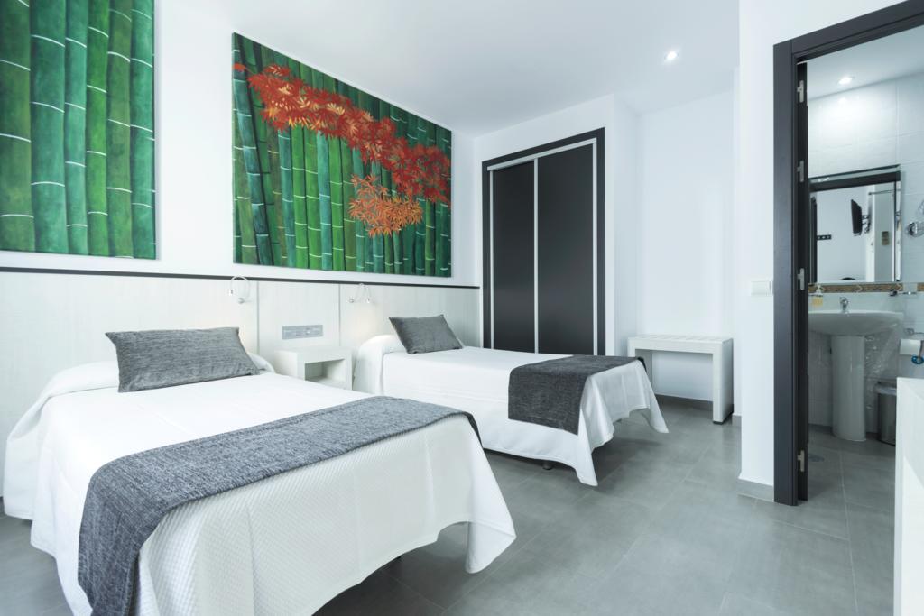 Hostal El Yunque Конил-де-ла-Фронтера Стая снимка