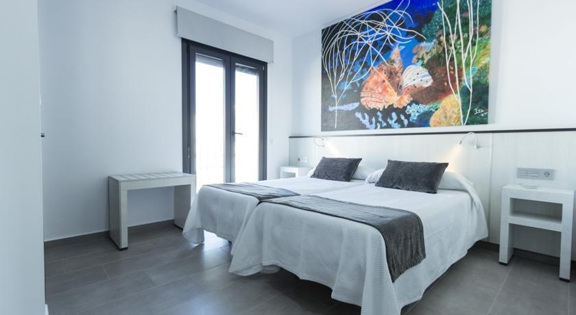 Hostal El Yunque Конил-де-ла-Фронтера Стая снимка