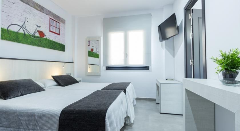 Hostal El Yunque Конил-де-ла-Фронтера Стая снимка