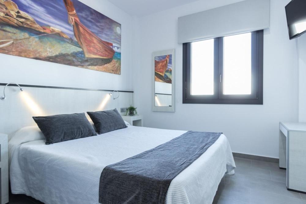 Hostal El Yunque Конил-де-ла-Фронтера Екстериор снимка